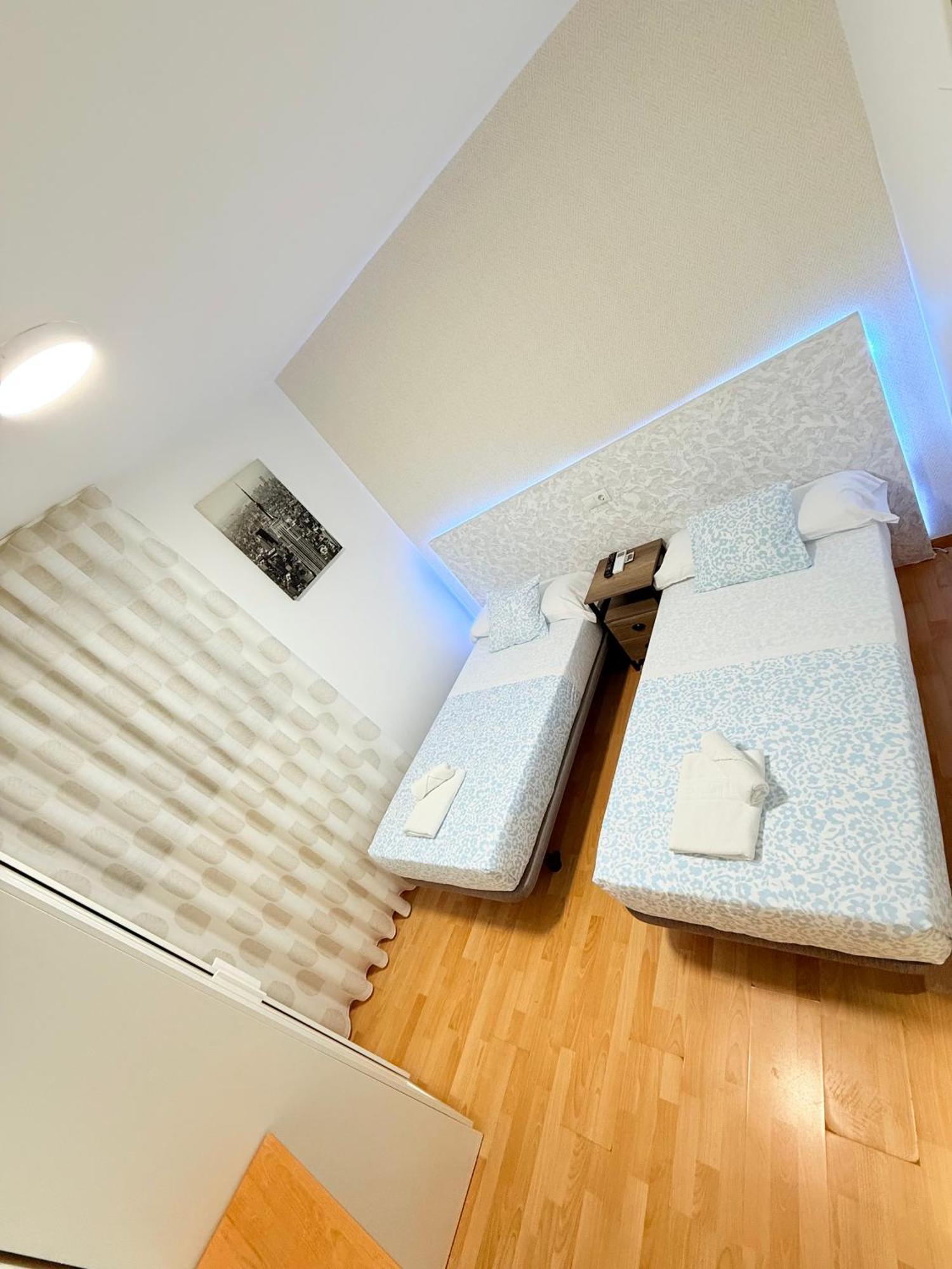 Hostal Quinta Santillan San Fernando De Henares Luaran gambar