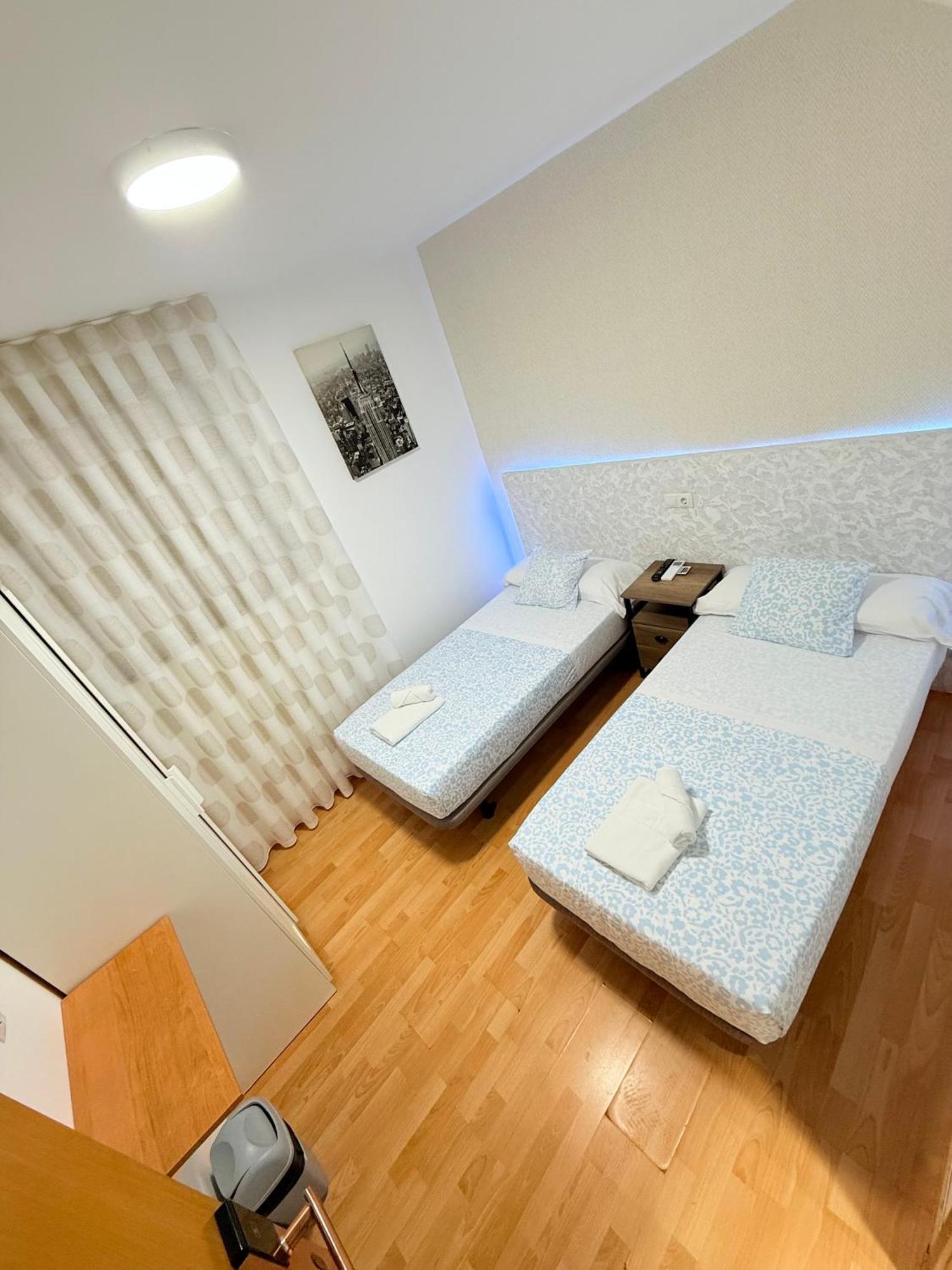 Hostal Quinta Santillan San Fernando De Henares Luaran gambar