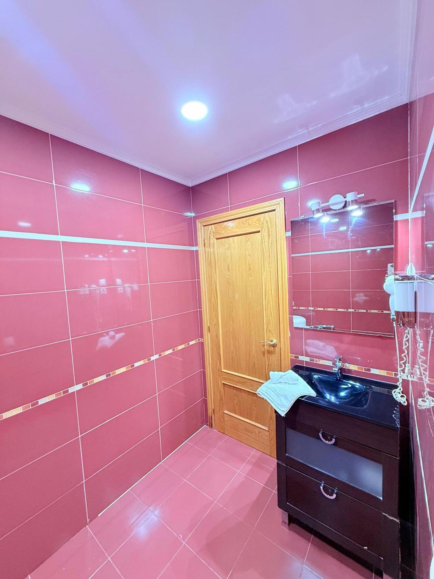 Hostal Quinta Santillan San Fernando De Henares Luaran gambar