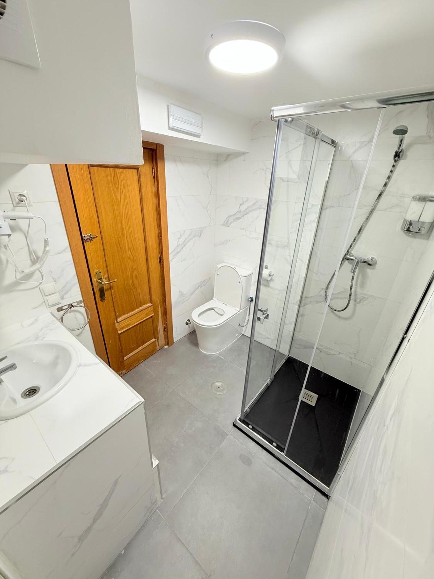 Hostal Quinta Santillan San Fernando De Henares Luaran gambar